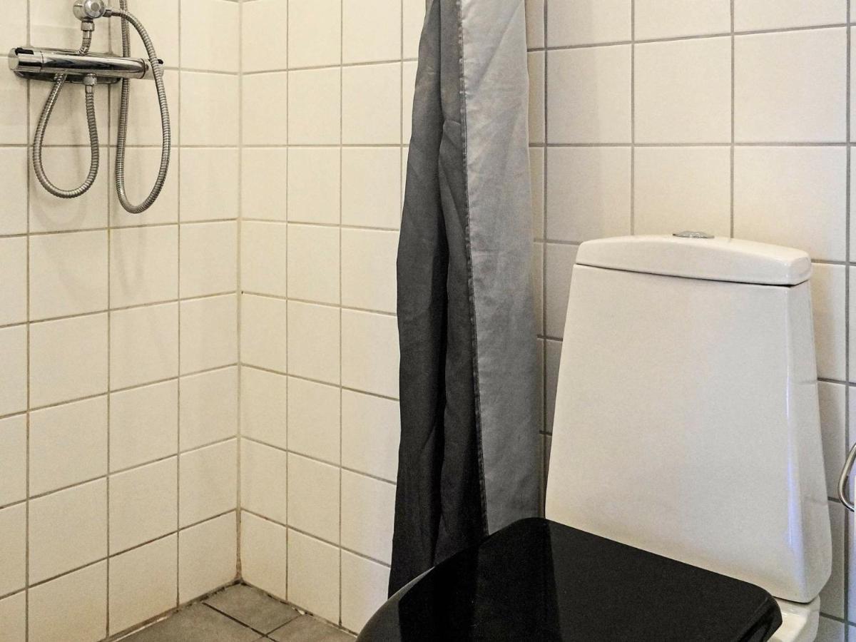 4 Person Holiday Home In Sk Rhamn Skärhamn Chambre photo
