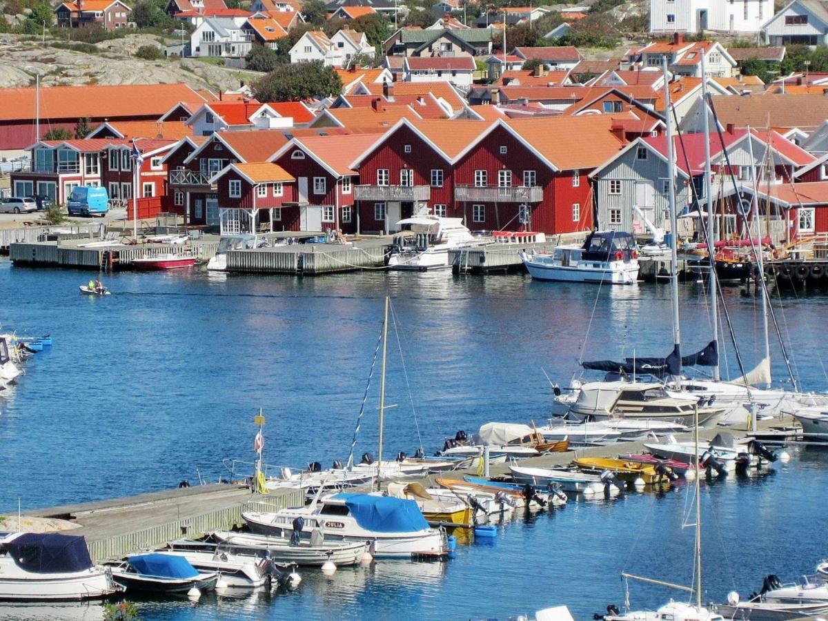 4 Person Holiday Home In Sk Rhamn Skärhamn Chambre photo