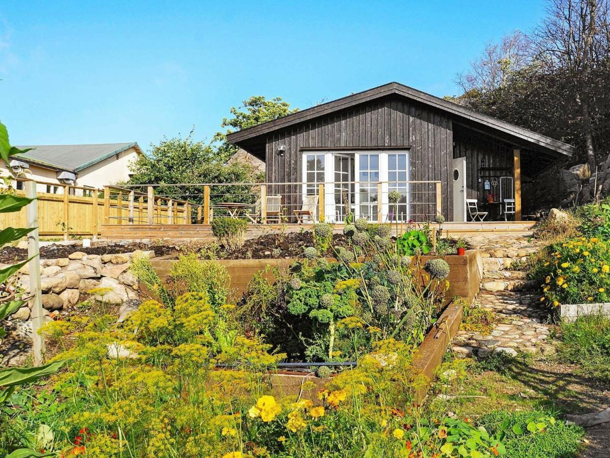 4 Person Holiday Home In Sk Rhamn Skärhamn Chambre photo